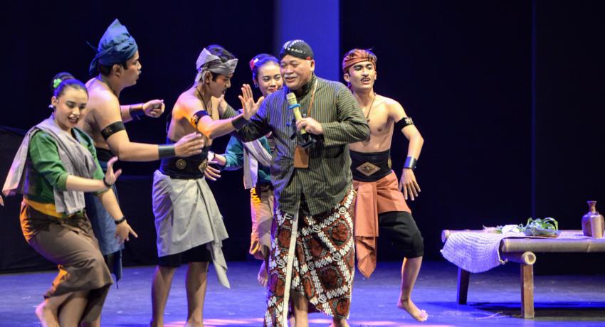 UNY Celebrates 61st Anniversary with the Enchanting Ketoprak Performance "Satyakarta Sudarsana"